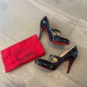 Authentic Christian Louboutin Mary Jane 3.5” heel Size EU 39.5 US 9